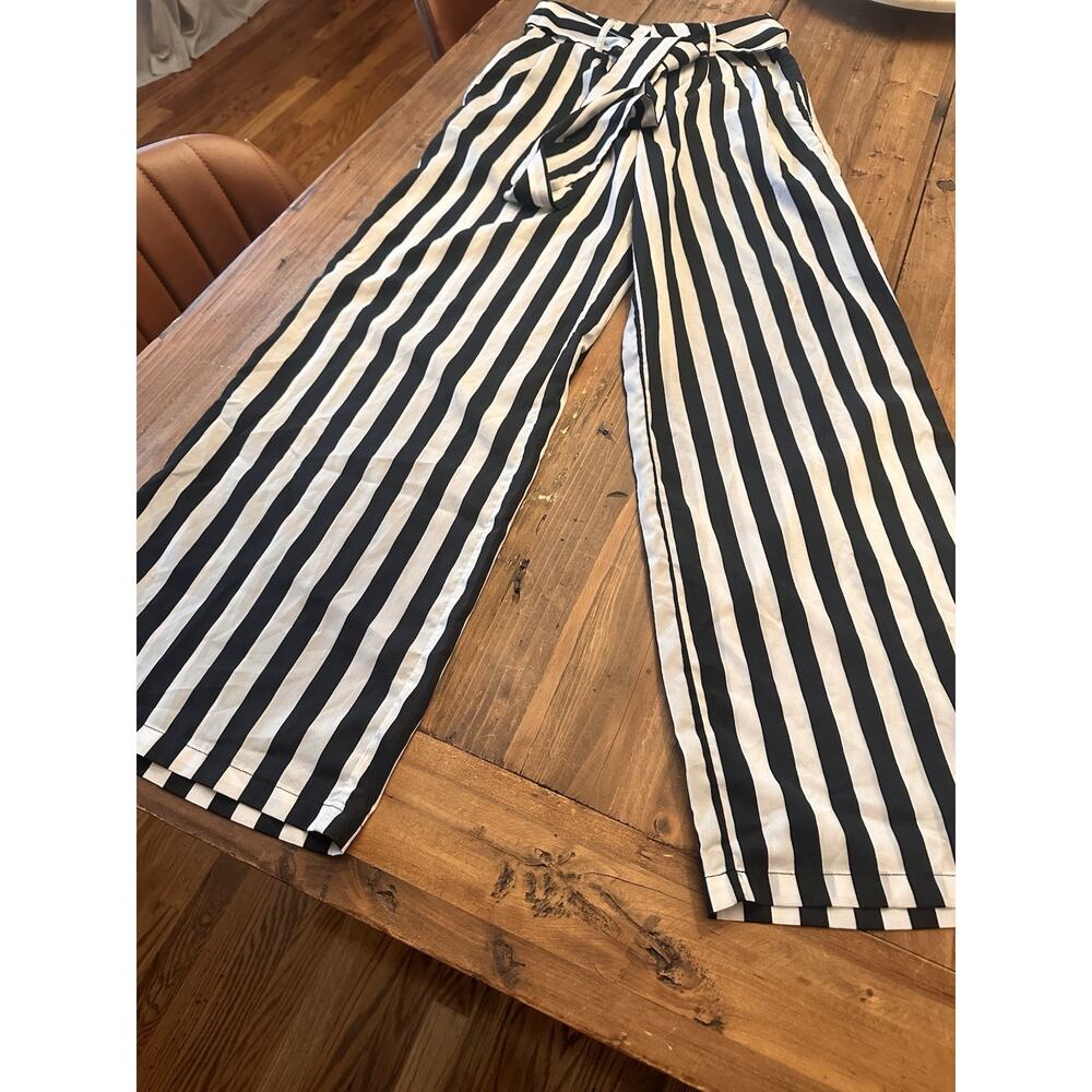 Boston Proper Wife Leg Palazzo Dress Pants Black & White Striped Size 2 Career